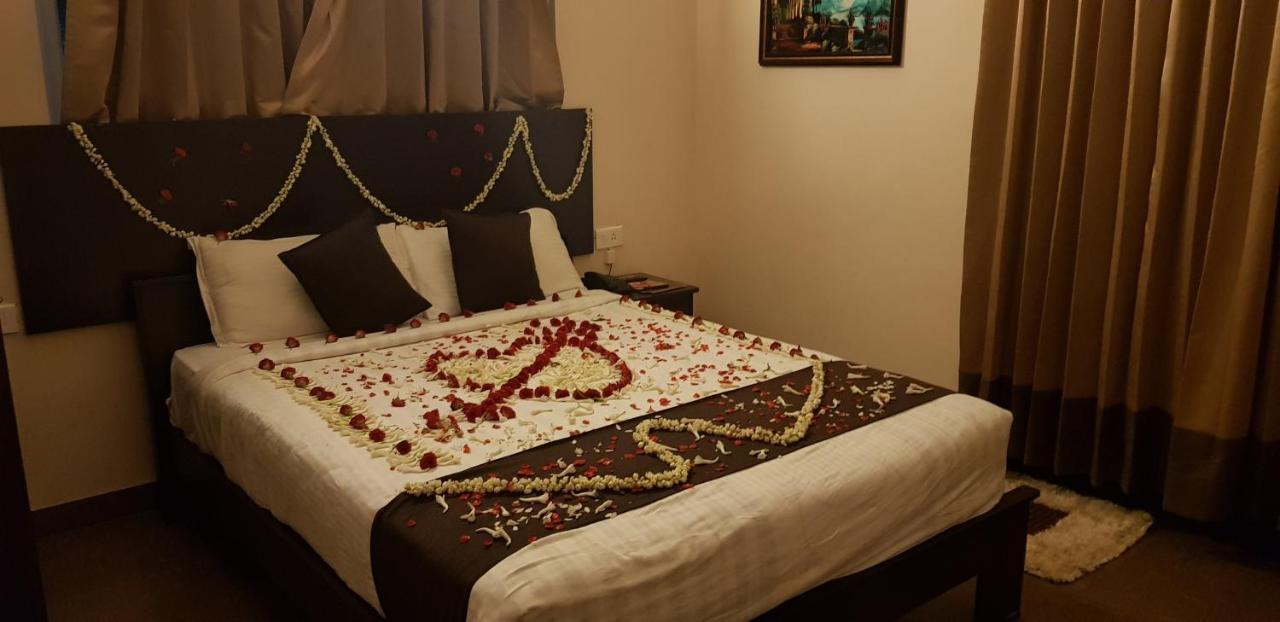 Paradise Perfect - Non Smoking Non Alcoholic No Unmarried Couples Hotel Ooty Exterior photo